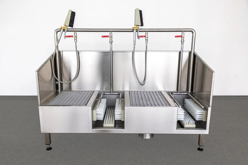 Stiefelwaschanlage aus Edelstahl - inventied
